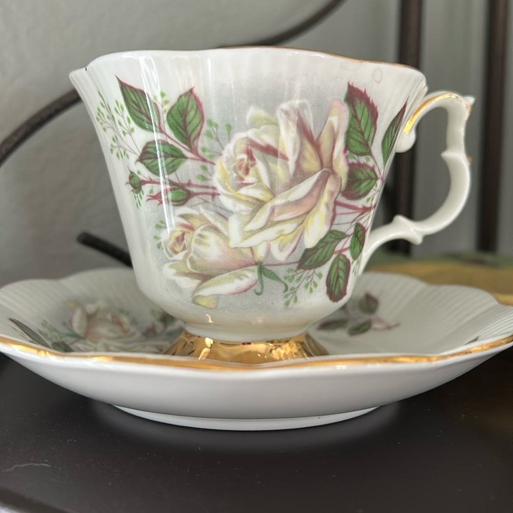 Vintage Royal Albert bone china England sweetheart tea set #4368